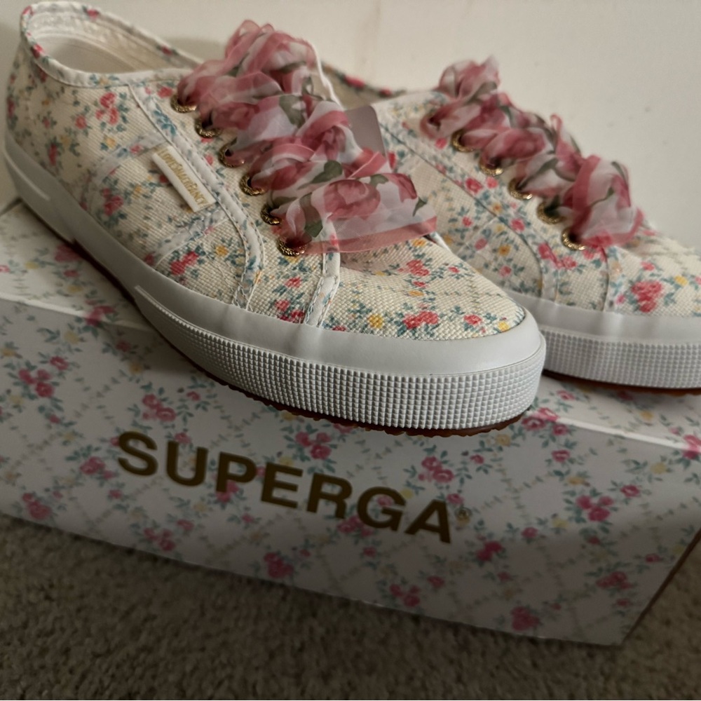 Superga X LoveShackFancy VIRAL Floral Print 💐 “Green Leaf” Sneakers NIB Rare 💎